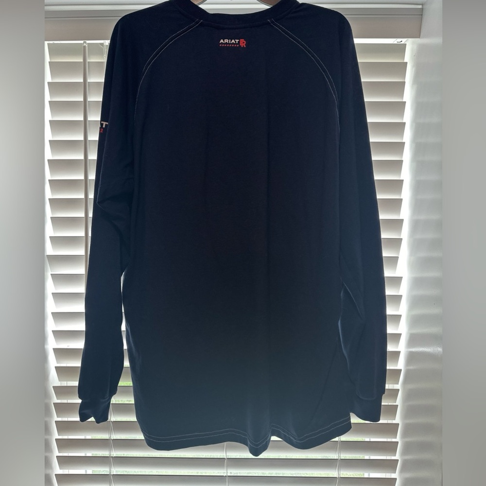 ARIAT MEN'S FR L/S NAVY WORK CREW SHIRT  SIZE L